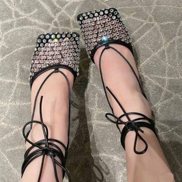 Sandalias de diamantes de imitación romanas Diseñador Cabeza cuadrada zapatos para mujer Correa de moda ahuecado zapato de tacón de aguja de malla 35-43 calidad 13 CM Sandalias de tacón alto calzado de fábrica