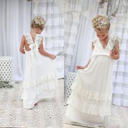 Romantique 2020 Nouvelle arrivée Boho robes de fille de fleur pour le mariage pas cher col en V en mousseline de soie dentelle à plusieurs niveaux formelle enfants robe de mariée personnalisée M276m