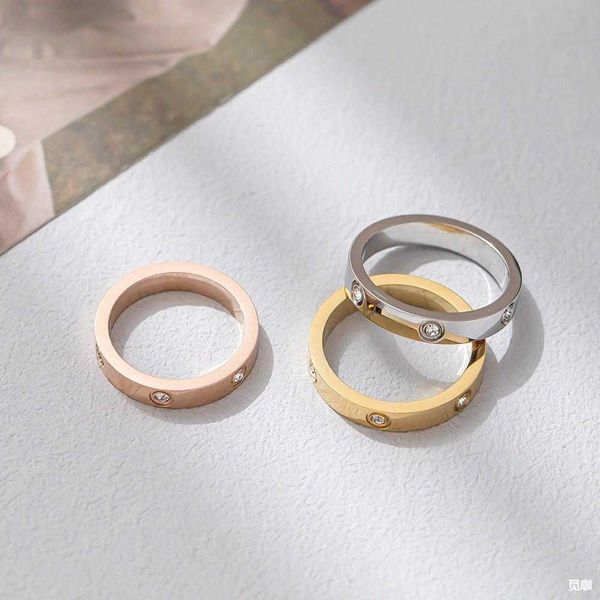 Romantic Classic Design Ring The Ring hace y los anillos originales con carrito