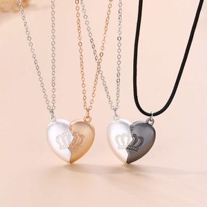 Romántica pareja joyería para amante corona costura collar magnético corazón colgante rompecabezas hombres mujeres