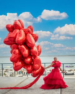 Robe de bal romantique rose vif, bretelles spaghetti, robe pour occasions spéciales, volants superposés, robe de fête d'anniversaire pour femmes