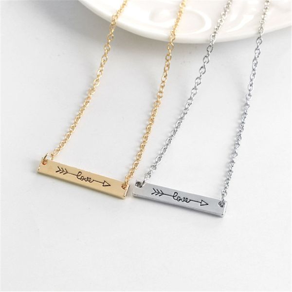 Romantique Amour Lettre Flèches Collier En Or Designer Sud-américain Pendentif En Argent Femme Mans Alliage Colliers Pendentifs Chaîne Bijoux Sautoirs Accessoires Cadeau