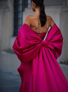 Robes de soirée sirène romantiques en satin rose avec train à nœud détachable sans manches robes de bal fendues chérie pour la fête d'anniversaire robes Fieast 2023