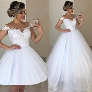 Romántico vestido de novia blanco de dos piezas con falda desmontable Mangas casquillo Vestido de fiesta de encaje Vestidos de novia cortos 2021 Vestidos de novia de jardín modestos