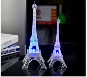 Romantic Valentine039s Day Cadeaux 7Color Changeable Eiffel Tower LED LUMIÈRES DE NIGHT LAMPLE ÉCLAINE