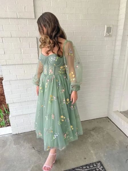 Robe de bal vert romantique princesse Puffes à manches longues à manches longues Floral Femme Robe de soirée Cocktail Filles Tenue d'anniversaire 240415