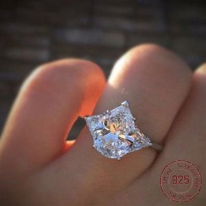 Romantische Bruiloft Verlovingsring Peervorm Zirconia Griffenzetting Hoge Kwaliteit Zilver 925 Sieraden Ringen voor Vrouwen J-082340b
