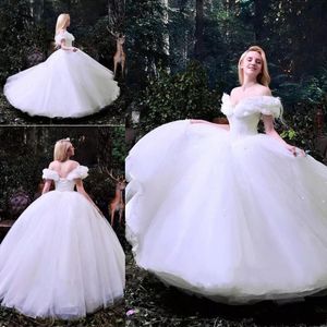 Romantische witte baljurk bruiloft jurken off shoulder sweetheart met 3D handgemaakte bloemen appliques tule trouwjurk bruidsjurken