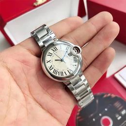 Rome Classic Designer Watch Womens Mens Fashion Quartz Movement horloges Round Tank Women Classic Silver Watches Montre de Luxe Business Blue Ballon C5