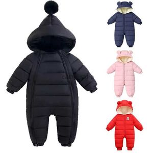 Rompertjes 0-3T Kerstmis en Nieuwjaar kleding Winter pasgeboren peuter jumpsuit Donsjack Meisje verdikte jumpsuit met lange mouwen en capuchonL231114