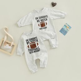 Mamelucos 0909 Lioraitiin 018M born Infant Baby Girl Boy Romper Letter No Sundays We Watch Football With Daddy Mommy Jumpsuit 230522