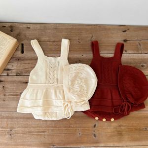 Rompers 2022 Baby Nieuwe mouwloze massief breien Bodysuit Girl Allcompetition Katoen Soft Keep warme trui jumpsuit derss met cap J220922