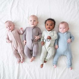 Rompertjes 2023 Baby Romper Bamboevezel Baby Jongen Meisje Kleding Pasgeboren Rits Footies Jumpsuit Effen Babykleding Met Lange Mouwen 0-24Mvaiduryb