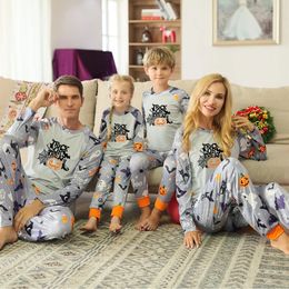 Rompertjes 2023 Halloween Familie Pyjama Mode Schedel Pompoen Ouder-kind Pak Kwaliteit Bijpassende Outfits Festival Thuis Kleding 231212