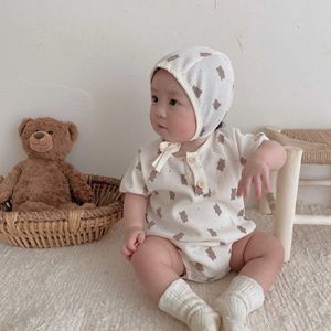 Rompers 2023 Nieuwe baby zomer korte mouw bodysuit schattige beren printjongen katoen wafel jumpsuit mode meisje bloemen onesie baby kleding H240423