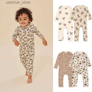 Rompers 2024 Spring baby jumpsuit lange mouwen en kruipende babykleding voor pasgeborenen babykleding voor jongens meisjes romper kleren L47