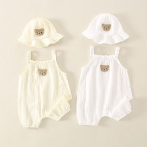 Rompers 2pcs zomer Babykleding Set met Cap Toddler Cute Bear Sling Romper Fisherman Hat Infant Girl Boy Jumpsuit Outfit 230525