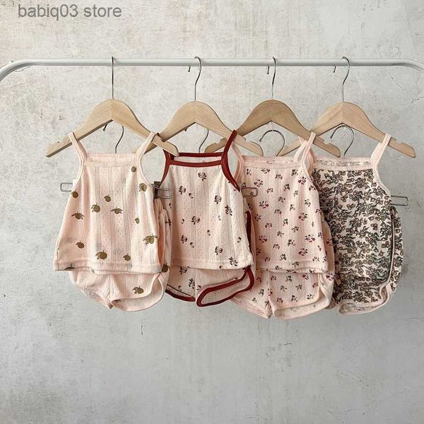 Barboteuses 2pcs été bébé vêtements ensembles confortable tissu jarretelles shorts pyjama ensemble nouveau-né floral coton gilet shorts vêtements de maison tenues T230529