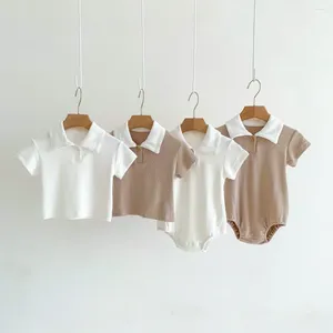 Barboteuses 4841B Vêtements de bébé coréens T-shirt à manches courtes ou body d'été 2024 Chemise à col décontracté pour fille de couleur unie