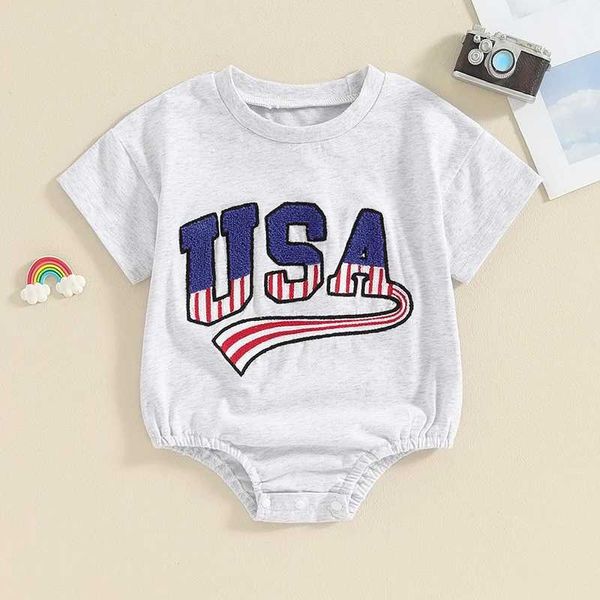 Rompers 4 juillet Baby Boy Girl Tiptifit Newborn Toddler Bubble Rober Retro Fourth of July Juillet USA Bodys Clothes H240508