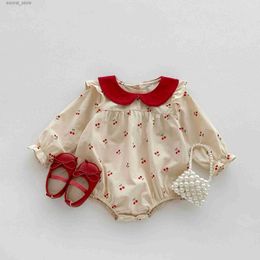 Rompers 7397 Baby Princess Rompper Cherry Impreso Longose Algody Sumpsuit ropa para bebés Traje de bebés L240402