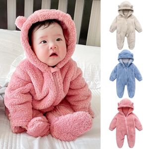 Rompertjes Babykleding 012 Maanden voor Winter Baby Geboortekostuum geboren Meisje Jongen Schattige Beer Jumpsuit Lange Mouw Kinderbodysuit 231010