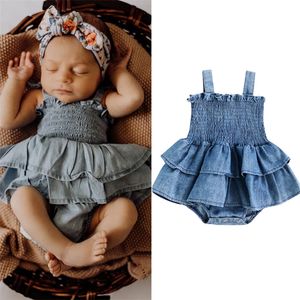 Barboteuses Bébé Fille Vêtements D'été Denim Barboteuse Sans Manches Jarretelles Conception Plissée À Volants Ourlet Bas Bouton Pression Mignon Combinaison 230522