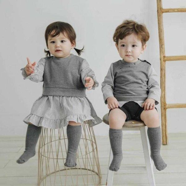 Barboteuses Bébé Enfant Bébé Garçons Filles Barboteuse Rayé À Manches Longues Nouveau-Né Fille Barboteuse Combinaison Printemps Automne Twin Bébé Vêtements J220922