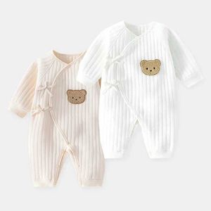 Les batteaux portent des combinaisons de bébé avec un chapeau en coton-tout-petit Mompers for Boys Girls Long Manches Bébromes Soft Brepwant One-Piece Pajamas H240508