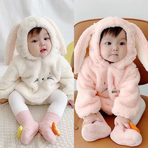 Rompers Cartoon Bunny Baby Hoodie Outfits Baumwolle süße Winter plus Samt Jumpsuit Geborene Kleidung Säugling Kostüm 230628