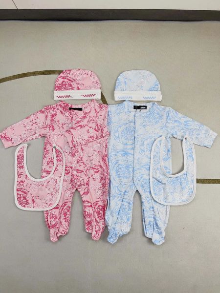 Rompers Fashion Infant Kids Romper Designer nouveau-né bébé filles Star Moon Moon Imprimé à manches longues Assaispus avec Bibs Hat 3pcs Babies 1ère Climb