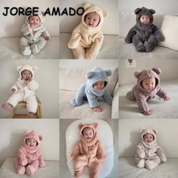 Mamelucos Estilo coreano Ropa de invierno Bebé niño niña Mameluco Gris Verde Púrpura Rosa Amarillo Beige Manga larga Mono Gorra E2292 231129