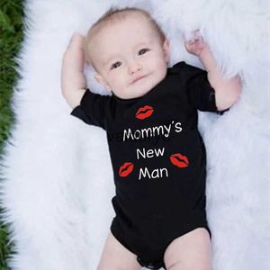 Rompers mama's nieuwe man gedrukt pasgeboren bodysuits babykleding korte mouw jongens zomer peuter jumpsuits kinderen grappige outfits kostuums H240508