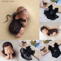 Rompers Pasgeboren fotografie Props Girl -jurken Black Lace Headband Set Outfits Bodysuits Romper voor Baby Photo Shoot Studio Accessories T230529