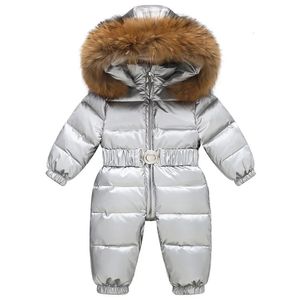 Barboteuses Russie hiver enfants Snowsuit brillant or argent extérieur canard vers le bas grand col de fourrure vêtements d'extérieur enfant en bas âge bébé combinaison globale 231218