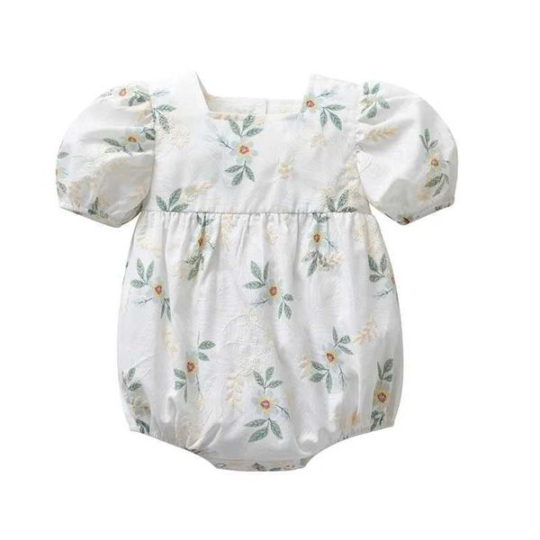 Rompers Summer Baby Bodys Sucts Pouffle Baux-petits Girls One Piece Flower Baby Girls Vêtements H240425