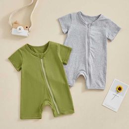 Rompers Summer Baby Boys Girl Girl Couleur Couleur courte à manches courtes Front Front Assuffis de sauts décontractés pour les vêtements nouveau-nés H240507