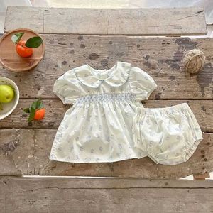 Juego de ropa para bebés de Summer Summer Traje de algodón Pure Floral Traje de manga corta y Bloomer 2 PCS Baby Set H240425