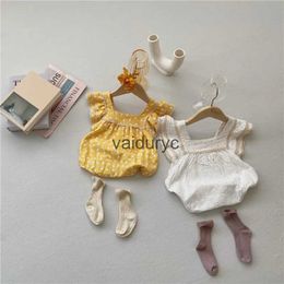 Rompers zomer Koeran -stijl DOT Baby Girl Bodysuit Rompert Square Collar Princess Baby Girl One Piece Jumpsuit H240426