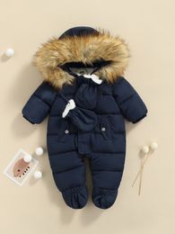 Rompertjes Peuterjongen Winter Snowsuit Kapmantel Romper met voetjes en wandelwagenhandschoenen Fleecevoering Jumpsuit voor warmte Comfort 230918