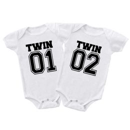 Rompers Twin Vêtements jumeaux assortis pour bébé bodySuit coton garçons filles orborbés bébé Body Body Summer Twin Setl2405L2405