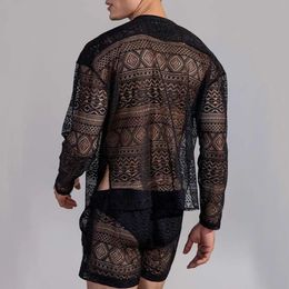 ROPA Hombre automne 1 Set Men Top Shorts Hollow Out Solid Color Lace Voir à travers la tenue pour les combinaisons de noces Night Mens Two Piece 240517