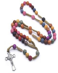 Collier de rosaire croix coloré de rose Christ Jésus religieux fait à la main