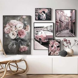 Rose Flower Pink Car Street Girl Edificio Arte de la pared Pintura de la lona Carteles nórdicos e impresiones Imágenes de la pared para la decoración de la sala de estar Q230824