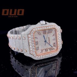 Montre en or rose et diamants, haute demande, montre antique glacée VVS Clarity Moissanite, disponible aux meilleurs prix pour femmes et hommes