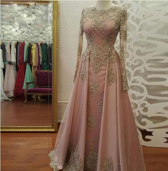 Robes de soirée à manches longues en or rose pour les femmes portent des appliques en dentelle Crystal Abiye Dubai Kaftan Muslim Prom Party Gowns 20181719097