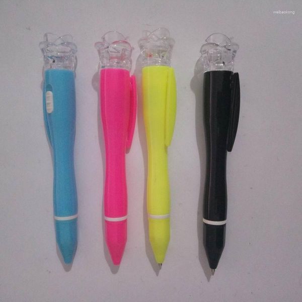 Rose LED Light Ballponit Pen Students Prix de bureau Prix de bureau