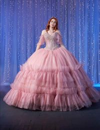 Rose Pink Sparkly Princess Quinceanera Jurken Off Shoulder Crystal Beaded Corset Ruches Puffy Prom Gown porno de 15 anos