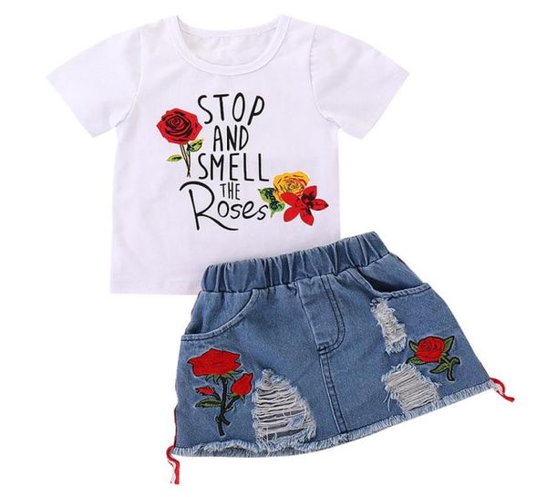 Ensembles de vêtements pour bébé fille imprimés roses t-shirt à manches courtes en coton avec jupe en deux pièces en jean déchiré ensemble tenues d'été décontractées 1905234703418