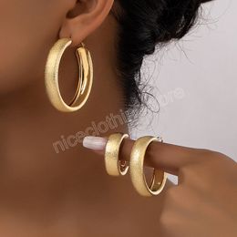 Pendientes de aro redondos y gruesos para mujeres y niñas, chapados en oro, anchos y gruesos, geométricos, de metal, joyería vintage, regalo